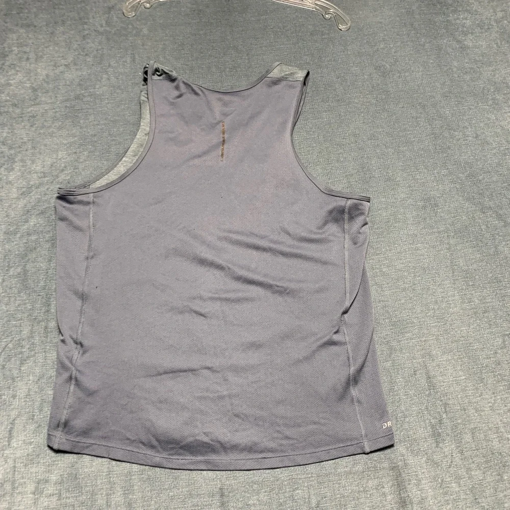 Nike Dri Fit Running Tank Mens Medium Gray Swoosh Logo Sleeveless Performance